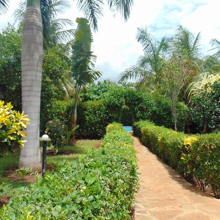 Villas Dora And Holly Diani Beach Ngoại thất bức ảnh