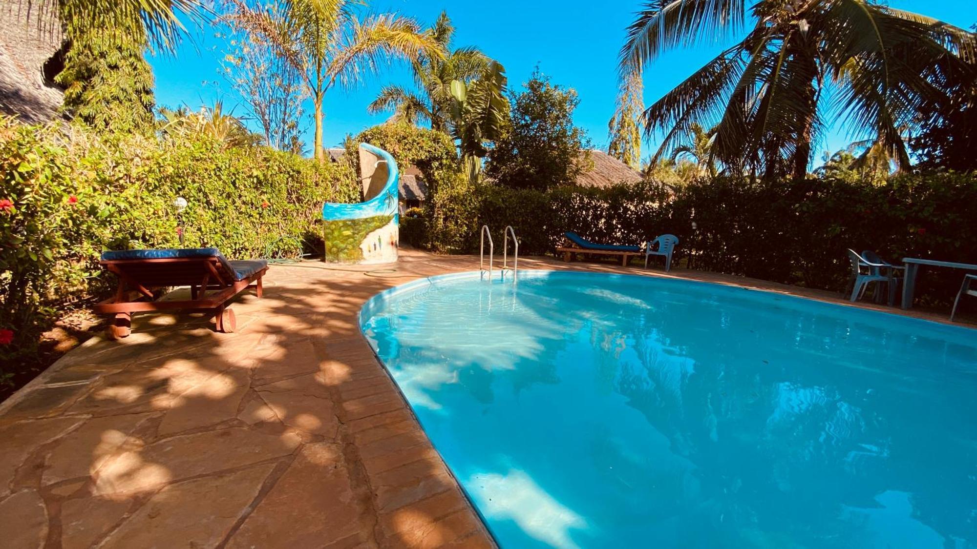 Villas Dora And Holly Diani Beach Ngoại thất bức ảnh